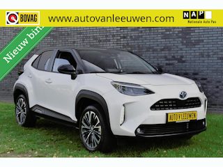 Toyota Yaris Cross 1.5 Hybrid Collection Bi Color /NAVI/CAMERA/ETC.!