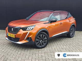 Peugeot 2008 1.2 PureTech GT-Line 130pk | Navigatie | Getint Glas | L.M. | Camera | | Achterbank in delen neerklapbaar | Achteruitrijcamera | Airco (automatisch)