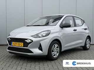 Hyundai i10 1.0 Comfort / Navigatie / Achteruitrijcamera / Parkeersensoren Achter / Airco / Cruise Control / Snel Leverbaar! /