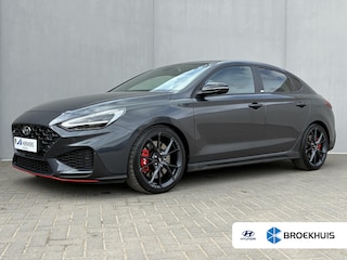 Hyundai i30 Fastback 2.0 N 280pk DCT 8 / Fabrieksgarantie t/m 12-2026 / Dealer onderhouden / Trekgewicht 1600 kg / Stuur- & Stoel verwarming / Cruise control / Achteruitrijcamera / Keyless Entry/Start / Apple Carplay Android Auto /