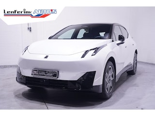 Lynk & Co 02 Core 66 kWh SOH 99% Apple Carplay Panoramadak Achteruitrijcamera Clima Stoelverwarming Navi LMV "19"
