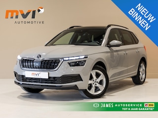 Skoda Kamiq 1.0 TSI Sport Business / 110pk / Panorama dak / Achteruitrij camera / Stoelverwarming /