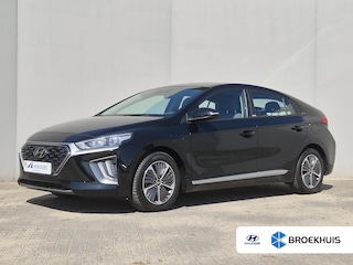 Hyundai Ioniq 1.6 GDi PHEV Comfort / SOH 95.9% / All season banden / Stuur- & Stoelverwarming / Navigatie via Apple Carplay of Android Auto / Achteruitrijcamera / Cruise control / Parkeersensoren achter / Climate control /