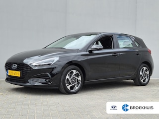 Hyundai i30 1.0 T-GDi MHEV Comfort / Fabrieksgarantie tot 07-2029 / Dealer onderhouden / All season banden / Stuur- & Stoelverwarming / Adaptief cruise control / Achteruitrijcamera / Keyless Entry/Start / Climate control / Apple Carplay Android Auto /