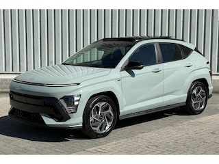 Hyundai Kona 1.6 GDI HEV N Line Sky / Stoel verwarming/verkoeling / Schuif/Kantel dak / Parkeerassistent / 360 Camera / Dashcam / Elektrische achterklep / Bose Audio /
