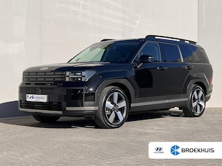Hyundai Santa Fe 1.6 T-GDI PHEV Premium 4WD / Fabrieksgarantie tot 12-2029 / Dealer onderhouden / Afneembare Trekhaak / HUD / EAER 54 km / Camera 360° / Stoelventilatie / Stuur-, stoel- & achterbankverwarming / 20" LM wielen & All Season banden / | Achterbank verwarmd | Achteruitrij assistent | Afneembare trekhaak 1.010 kg