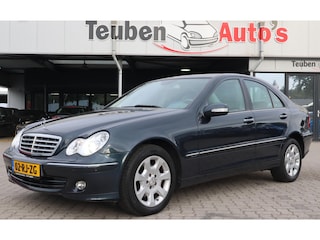Mercedes-Benz C-klasse 240 Elegance | Trekhaak | Cruise control | Stoelverwarming | Automaat | Nette auto!