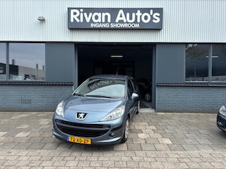 Peugeot 207 1.4-16V COLOR-LINE