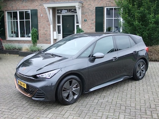 Cupra Born Business One 62 kWh , Camera , Carplay, Adap-cruise , Stoelverwarming enz. SOH 91.8 %