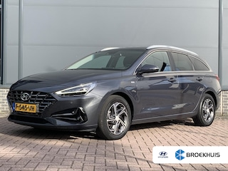 Hyundai i30 Wagon 1.5 T-GDi MHEV Premium / Dealer onderhouden / Trekhaak / 1410 kg Trekgewicht / Navigatie / Stoel & Stuurverwarming / Apple Carplay & Android Auto /