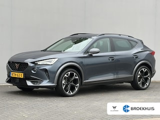 Cupra Formentor 1.4 e-Hybrid Performance / PHEV / 19" Velgen / 3 fasen Laden / Camera / Apple Carplay / Android Auto / Rijassistent Pakket / 1500 kg Trekgewicht / Keyless Entry & Start / Parkeersensoren Voor & Achter / Adaptieve Cruise Control / Navigatie /