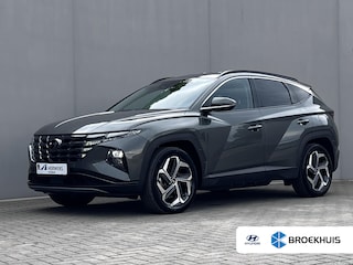 Hyundai Tucson 1.6 T-GDI PHEV Comfort Smart 4WD / Fabrieksgarantie tot 02-2027 / Afn. trekhaak 1.350 kg / Navigatie / Apple Carplay Android / Camera / Stuur- & stoelverwarming /19" LM wielen /