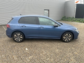 Volkswagen Golf 1.5 TSI met wegklapbare trekhaak