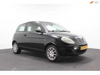 Lancia Ypsilon 1.2 Argento | Airco | Sportvelgen | APK 16-10-2027 | Elektrische ramen