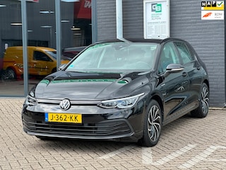 Volkswagen Golf 1.5 TSI Life Business/CARPLAY/SFEERVERLICHTING/NL-AUTO NAP!!