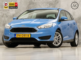 Ford Focus 1.0 Sport (NAVIGATIE, LM VELGEN, PARKEERSENSOREN, TREKHAAK, SPORTSTOELEN, CRUISE, NIEUWSTAAT)