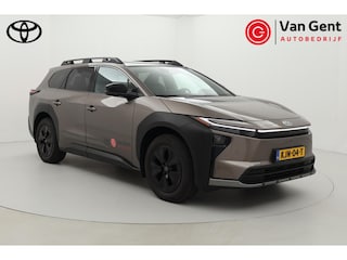 Toyota bZ4X Touring Executive AWD 75 kWh | Panoramadak | Trekhaak | Warmtepomp | Leder | Apple Carplay / Android Auto | Dodehoek detectie | JBL | 360 camera | Stoelverwarming/-ventilatie | Stuurwiel verwarmd | Digitale binnenspiegel
