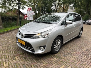 Toyota Corolla Verso 1.8 VVT-i Aspiration. Wij zijn altijd de goedkoopste met de beste Vakgarage BOVAG service.