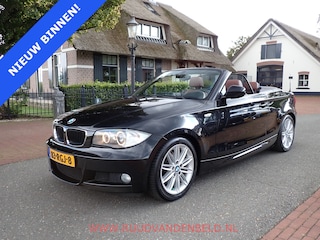 BMW 1-serie Cabrio 118i M-Pakket LEDER / STOELVERWARMING / CRUISE / NAVI / BLUETOOTH