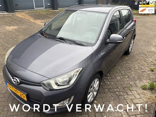 Hyundai i20 1.2i i-Deal / Radio / Airco!