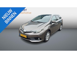 Toyota Auris Touring Sports 1.2T Trend Facelift Panoramadak |Volledig Toyota Dealer Onderhouden