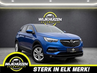Opel Grandland X 1.2 Turbo Ultimate met Panorama dak !!! Camera !!! Vol opties !!!