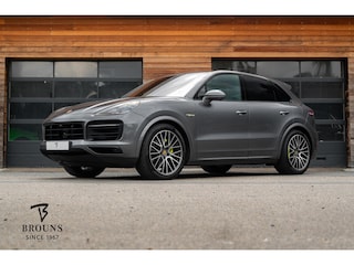 Porsche Cayenne 3.0 E-Hybrid SportDesign|RearSeatEntert|InnoDr||PDCC|el.Trekh