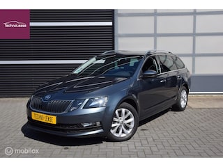 Skoda Octavia Combi 1.0 TSI Greentech Business Edition Trekhaak, DAB+, Apple Carplay/Android auto