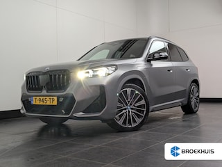 BMW X1 xDrive30e M-Sport | 1e Eigenaar! | Open Dak | Trekhaak | Sfeerverlichting | harman/Kardon | LED | Memory | HUD | 360 Camera | Cruise | 20 '' Lichtmetalen Velgen