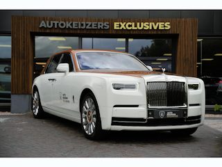 Rolls-Royce Phantom 6.7 V12 Starlight Headliner Rear Theatre Individual Rear Seats 22-Inch Polished Wheels