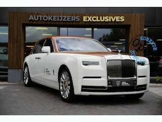 Rolls-Royce Phantom 6.7 V12 Starlight Headliner Rear Theatre Individual Rear Seats 22-Inch Polished Wheels