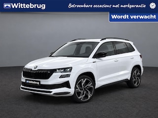 Skoda Karoq 1.5 TSI 150pk ACT Sportline Business / Leder Verwarmbare stoelen vóór en achter / Virtual Cockpit / Panorama dak / Elec. Trekhaak / 19'' LMV