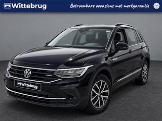 Volkswagen Tiguan 1.4 TSI 245pk eHybrid Life / App. Connect / Achteruitrijcamera  / Virtual Cockpit / Getint glas / 17'' LMV