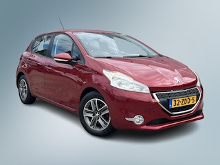 Peugeot 208 1.2 VTi Access / Cruise / Clima / Trekhaak/ Bluetooth / Navigatie