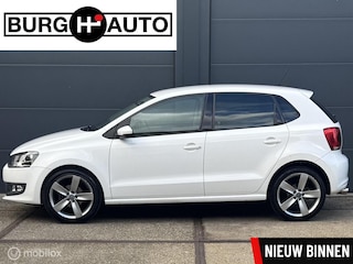 Volkswagen Polo 1.2 TSI BlueMotion Comfort Edition 5 deurs - 1E EIGENAAR - AIRCO - CRUISE CONTROLE - NAVI - BLUETOOTH - 17" LMV - MIDDENARMSTEUN - NAP - NL AUTO - APK TM 08-07-2027 -