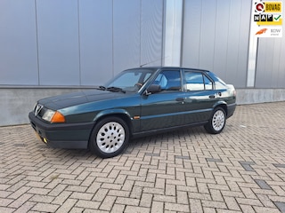 Alfa Romeo 33 1.5 IE met stbkr en NAP