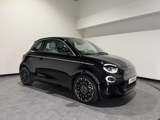 Fiat 500 La Prima 42 kWh | Luxe Leder | ACC | Keyless | SOH waarde 95,2 %