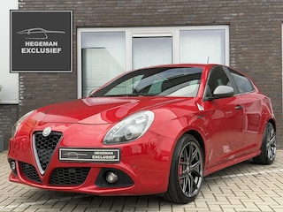 Alfa Romeo Giulietta 1.7 TBi Quadrifoglio Verde | NL AUTO! | Elekt. stoel + Memory | LEDER | 18 inch | Stoelverw. | DAB | ECC | Navi
