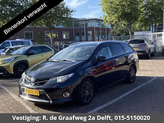 Toyota Auris Touring Sports 1.8 Hybrid Lease Leer | Stoelverwarming | Parkeersensoren | Navigatie | Panoramadak