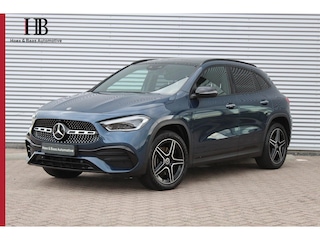 Mercedes-Benz GLA 250 e AMG /panodak/ memory seats/sfeervl