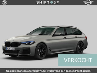 BMW 5-serie Touring 520i M-Sport | Panoramadak | Laser | Comfort Zetels
