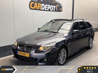 BMW 5-serie Touring 525xi High Executive ALLE OPTIES HUD PANO ACC SOFTCLOSE STOELVENT. ETC ETC.
