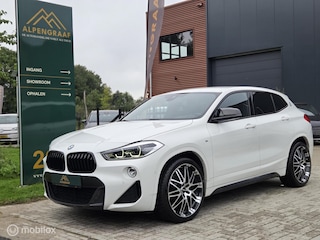 BMW X2 sDrive18i Executive M-Sport Oxigin
