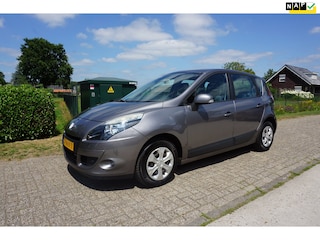 Renault Scénic 1.6 Expression
