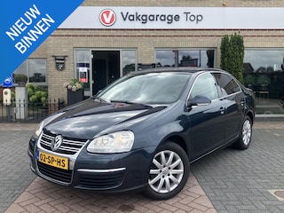 Volkswagen Jetta 2.0 FSI Comfortline | Trekhaak | PDC | Navi