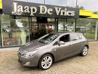 Opel Astra 1.6 Turbo Sport