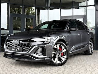 Audi Q8 e-tron 50 QUATTRO S 95 KWH - S-LINE - PANO - TREKH. - ORG. NL.