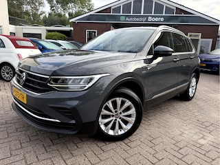 Volkswagen Tiguan 1.5 TSI Life Business Winterpakket, Trekhaak, Camera