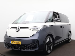 Volkswagen ID. Buzz 1st Max 77kWh IQ light - Park Assist - ACC - Trekhaak - 360 Camera - Navigatie - SoH 98%