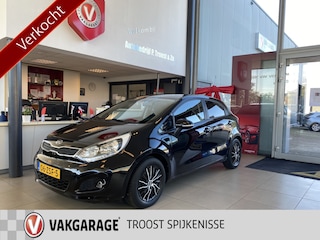 Kia Rio 1.2 CVVT Design Edition,Airco,Cruisecontrol,Bluetooth,Achteruitrijsensoren,Elektrischpakket,Aux IpodUsb Aansluiting,15 Inch Lmv